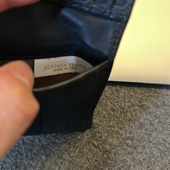 Navy leather Botegga Veneta wallet - Picture 2 of 9